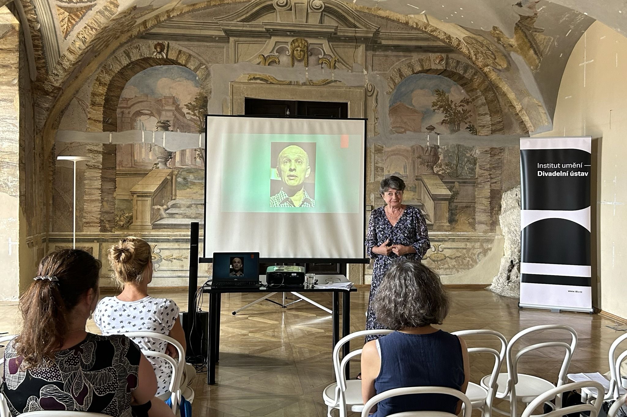 Divadelní festival Mikulov - Letní teatrologické sympozium